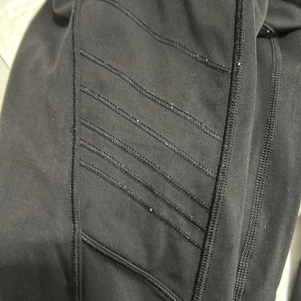 Lululemon black leggings. Size 4 with pockets. - Picture 11 of 11